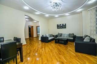Апартаменты Luxary Apartment Molocan Garden Баку Апартаменты с 3 спальнями-18