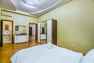 Апартаменты Luxary Apartment Molocan Garden Баку Апартаменты с 3 спальнями-19