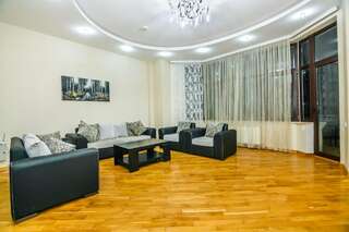 Апартаменты Luxary Apartment Molocan Garden Баку Апартаменты с 3 спальнями-23