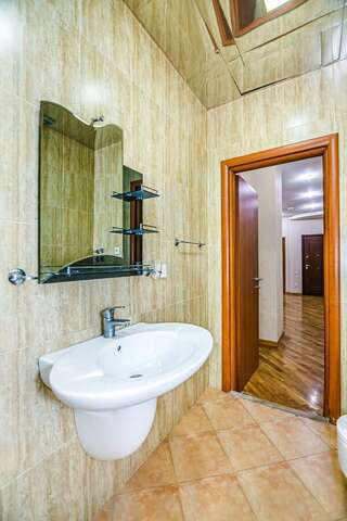 Апартаменты Luxary Apartment Molocan Garden Баку Апартаменты с 3 спальнями-30