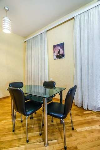 Апартаменты Luxary Apartment Molocan Garden Баку Апартаменты с 3 спальнями-34