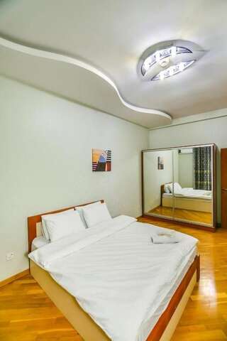 Апартаменты Luxary Apartment Molocan Garden Баку Апартаменты с 3 спальнями-59